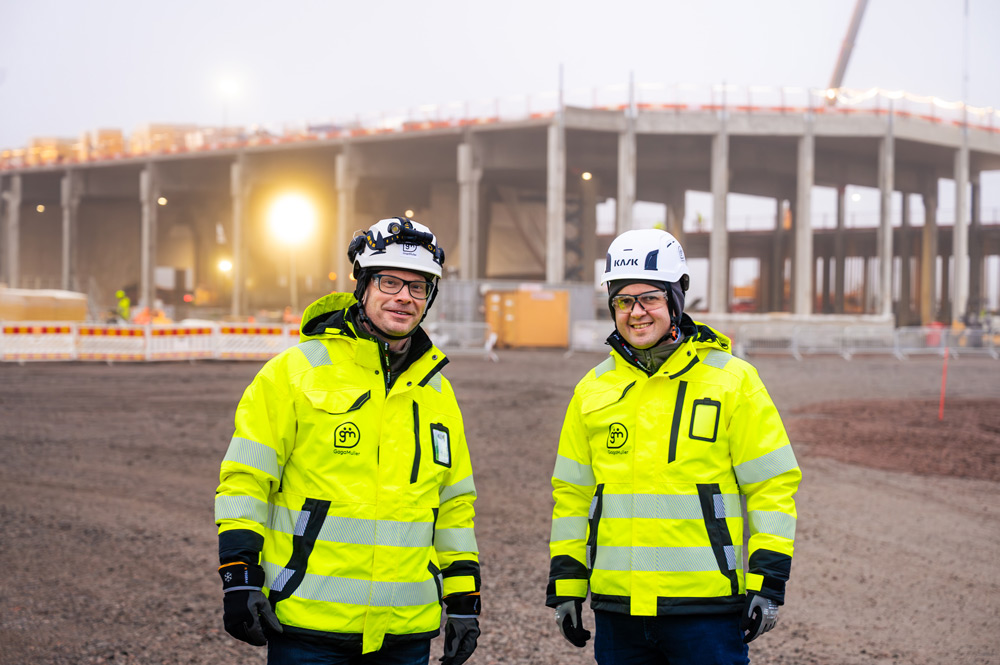 Smilling site photo